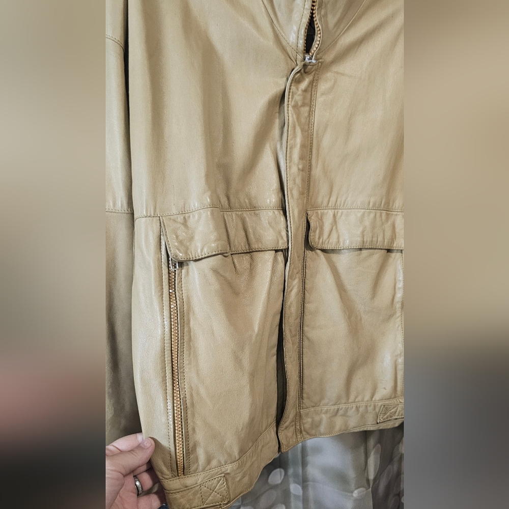 Men's Tan Remy Leather Bomber Jacket - Picture 3 of 12